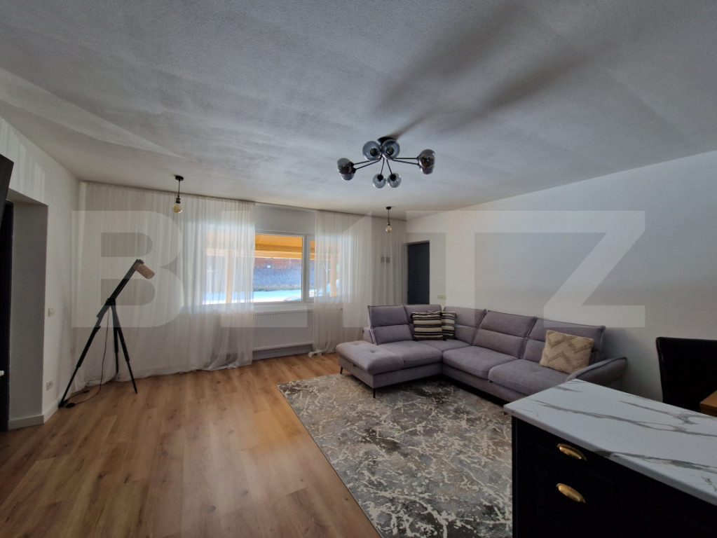 CASA DEOSEBITA IN VAMA BUZAULUI, 800 MP, PRET 151,000 EURO