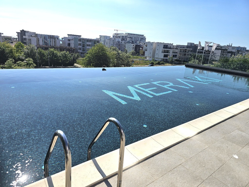 Bloc nou - Mamaia Nord - apartament 2 camere - piscina.