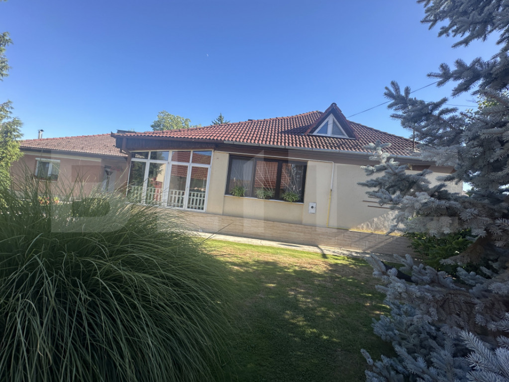 Casa plan parter, 170 mp, zona Micro 17