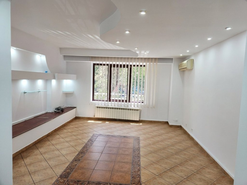 Apartament 3 camere decomandat pe Octavian Goga