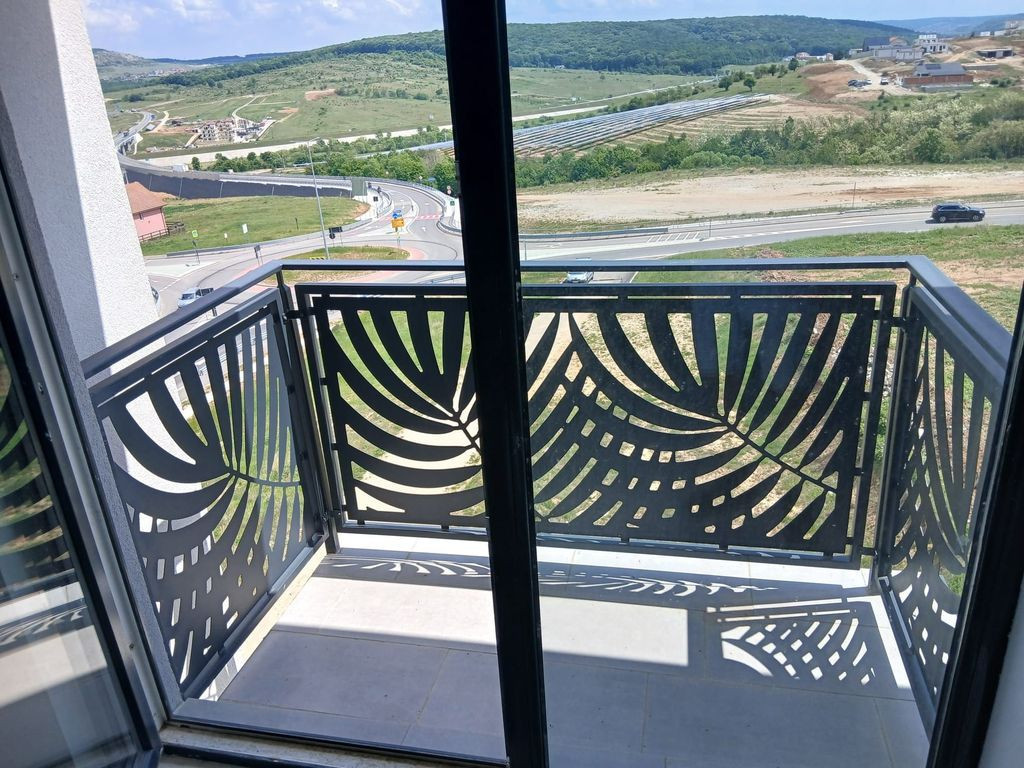 Apartament nou, 1 cameră, Băile Felix. 80 000 E. Comisi...