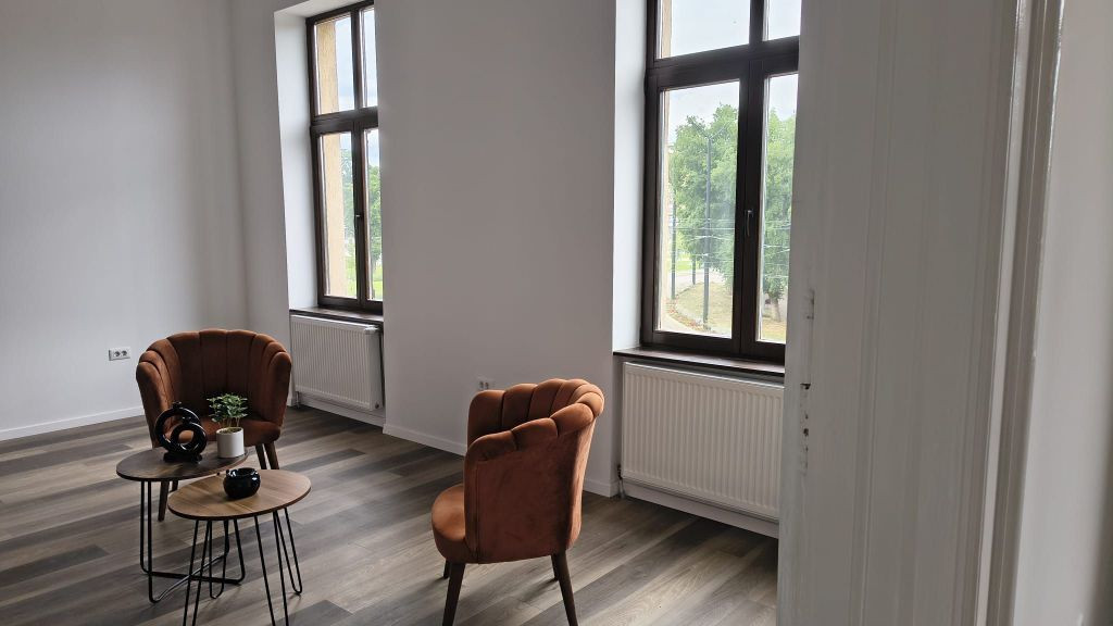 Spatiu birouri, ultracentral, Piata 1 Decembrie. 8 E + TV...
