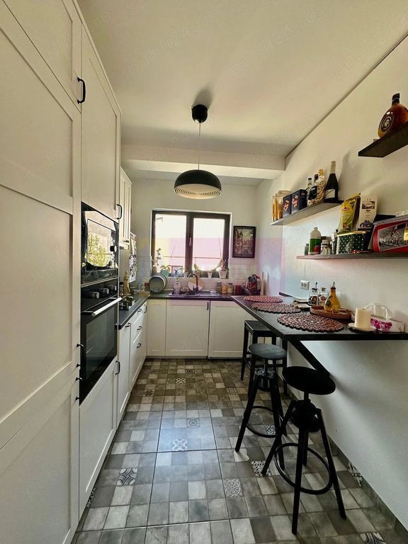 Apartament 2 camere si loc parcare - Parcul Carol