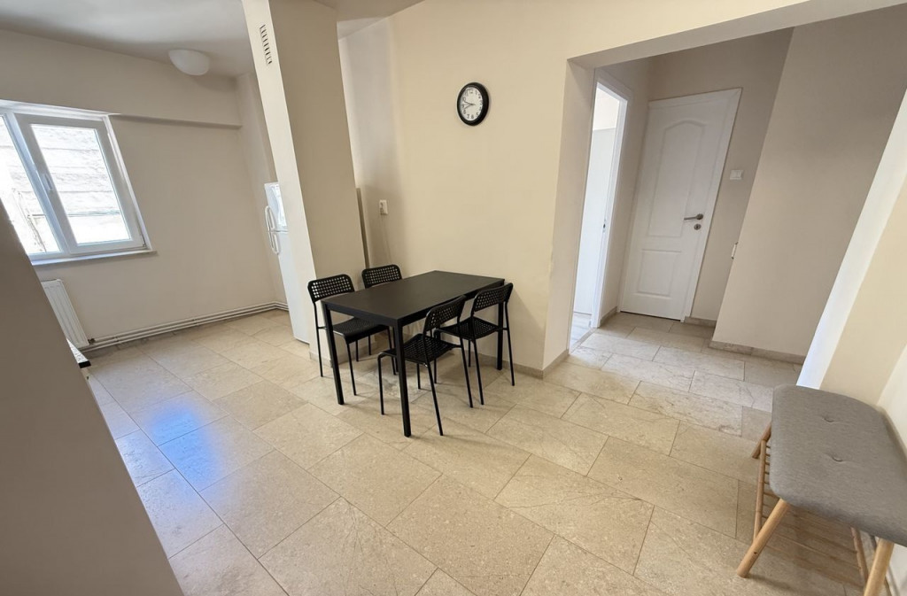 Apartament 3 camere-Racadau