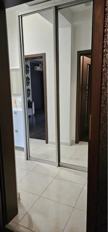 Închiriez apartament în Cartierul Latin