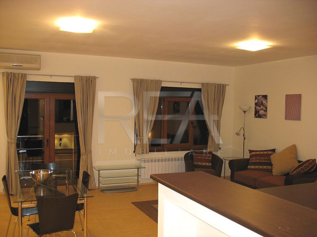 2 camere Polonă decomandat, centrală, et. 2, an 2007, metr