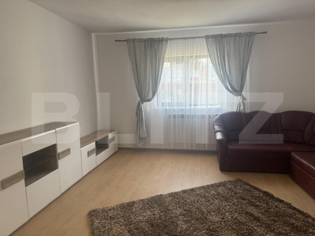 Apartament 3 camere, etaj 1, bloc nou - zona Ițcani
