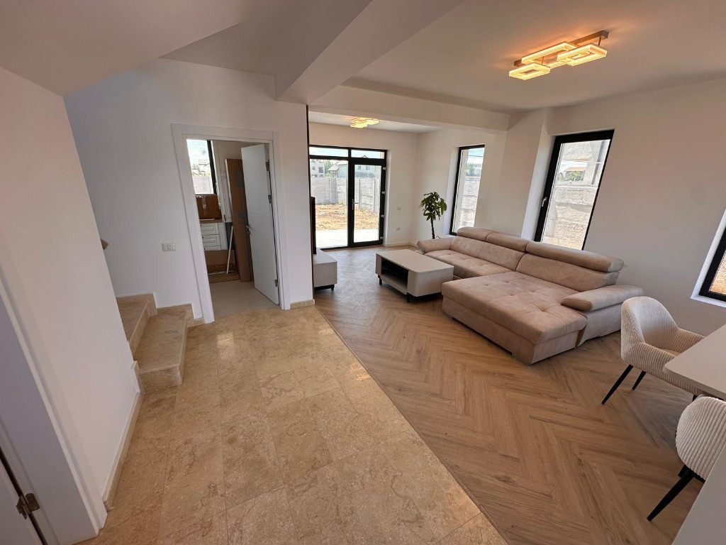 Vila individuală, 4 camere, 3 bai, teren 440 mp, Comuna Berceni