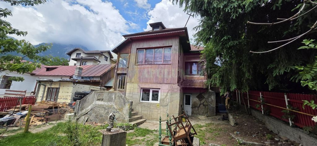 Vila de vanzare in Busteni - Zona Piatra Arsa