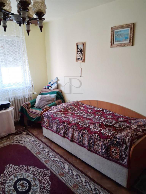 DACIA - 4CAM - CENTRALA PROPRIE - ETAJ INTERMEDIAR - BOXA -