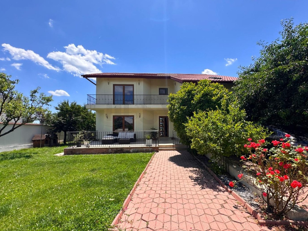 Vila de Pipera l Teren 711 mp