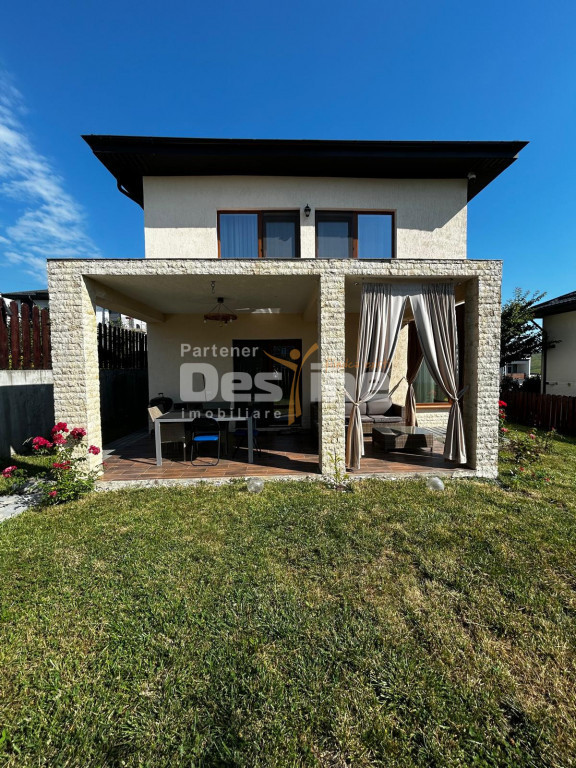 Casă individuală 4 camere, 115 mp utili, curte 320 mp, bec