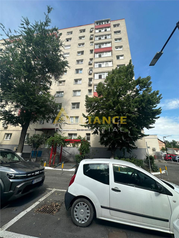  Apartament decomandat | 60 mp | La doar 5 minute de metrou