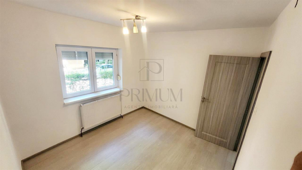 Aradului - 3 camere - decomandat - parter inalt - ZONA LINIS