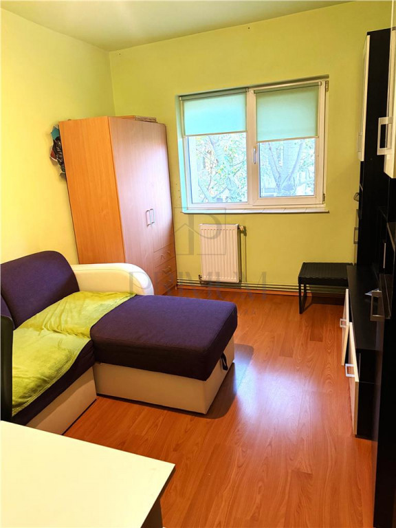 SOARELUI - ETAJ 3 - BLOC IZOLAT - 3 CAMERE - 2 BAI - 2 BALCO