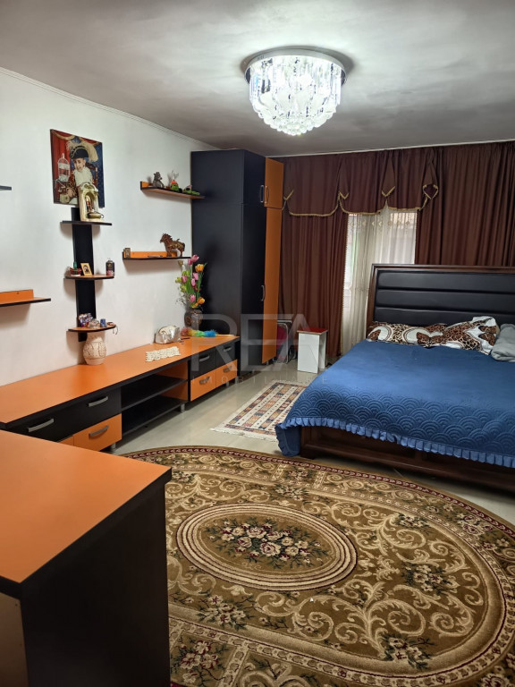 Apartament 3 Camere Decomandat | Micro 11