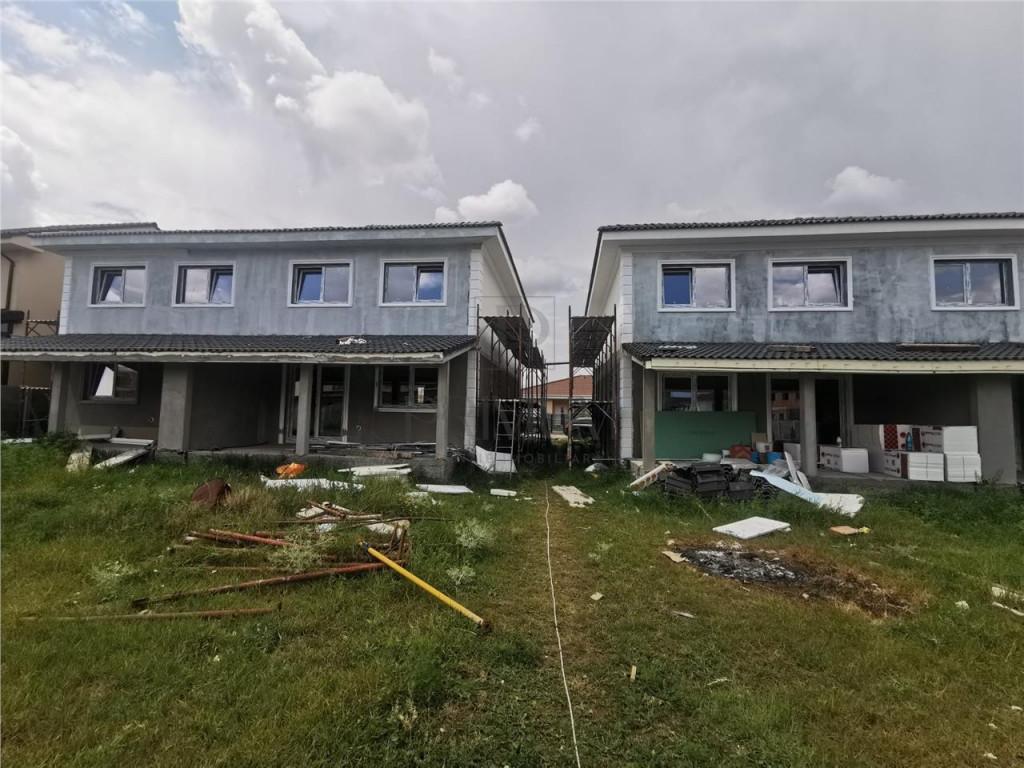 Duplex in constructie - zona excelenta - toate utilitatile