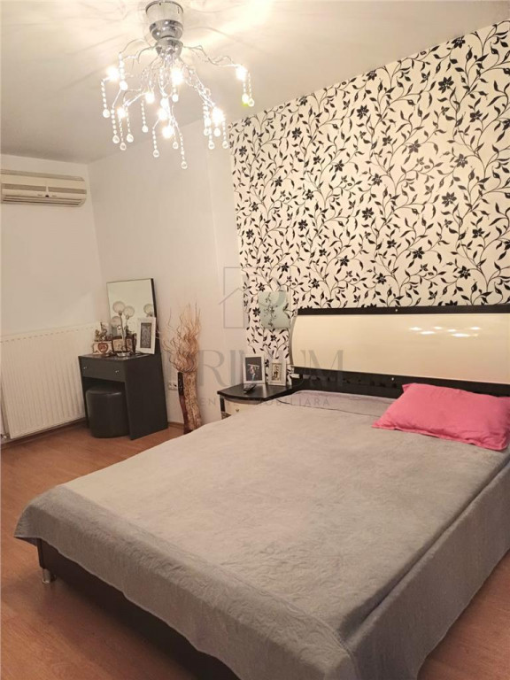 ARADULUI - LIFT - 2 CAMERE MOBILATE - TERASA 15MP - RULOURI