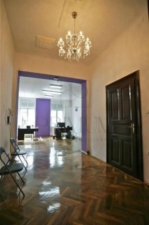 ELISABETIN - 3 CAM - CIRCULAR - 2 BAI - CURTE - BOXA - CENTR