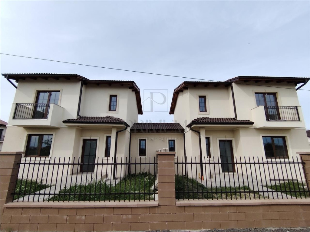 Duplex despartit prin camera tehnica - toate utilitatile- zo