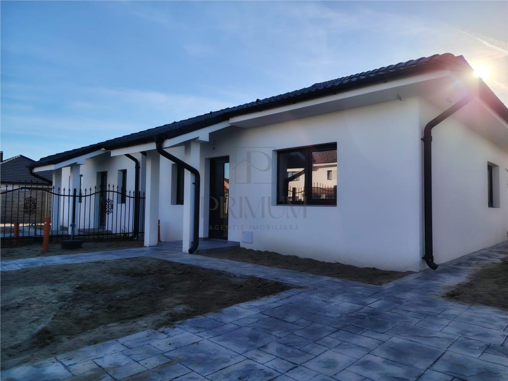 Duplex despartit - zona foarte buna - aproape de centura - t