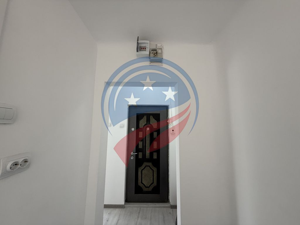 Apartament 2 camere decomandat de închiriat – Rovine