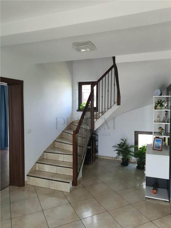 FREIDORF, CASA 4 CAMERE P 1E POD, 2 BAI, DRESSING, CONSTRUCT