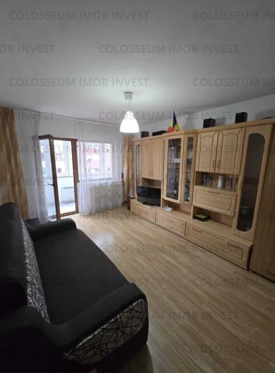 Apartament 3 camere, decomandat - zona Astra