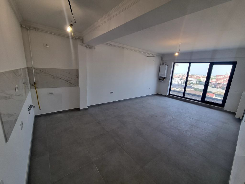 Compozitori -apartament 3 camere decomandat cu loc de par...