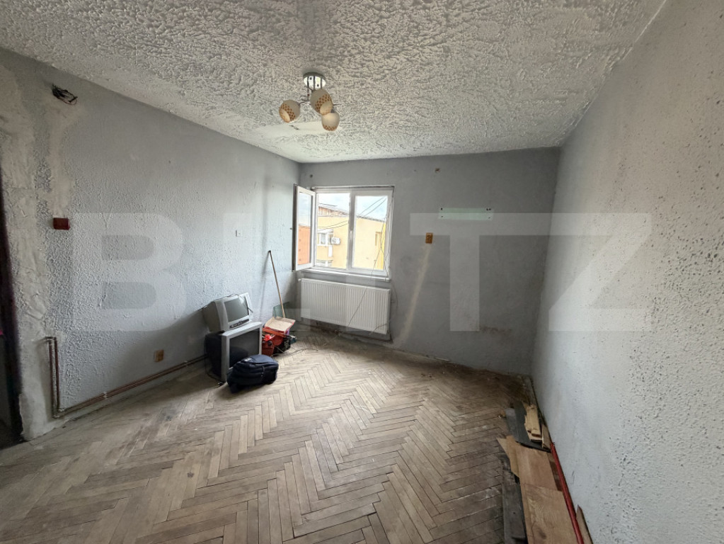 Apartament 2 camere decomandat, 30 mp, zona Minerilor