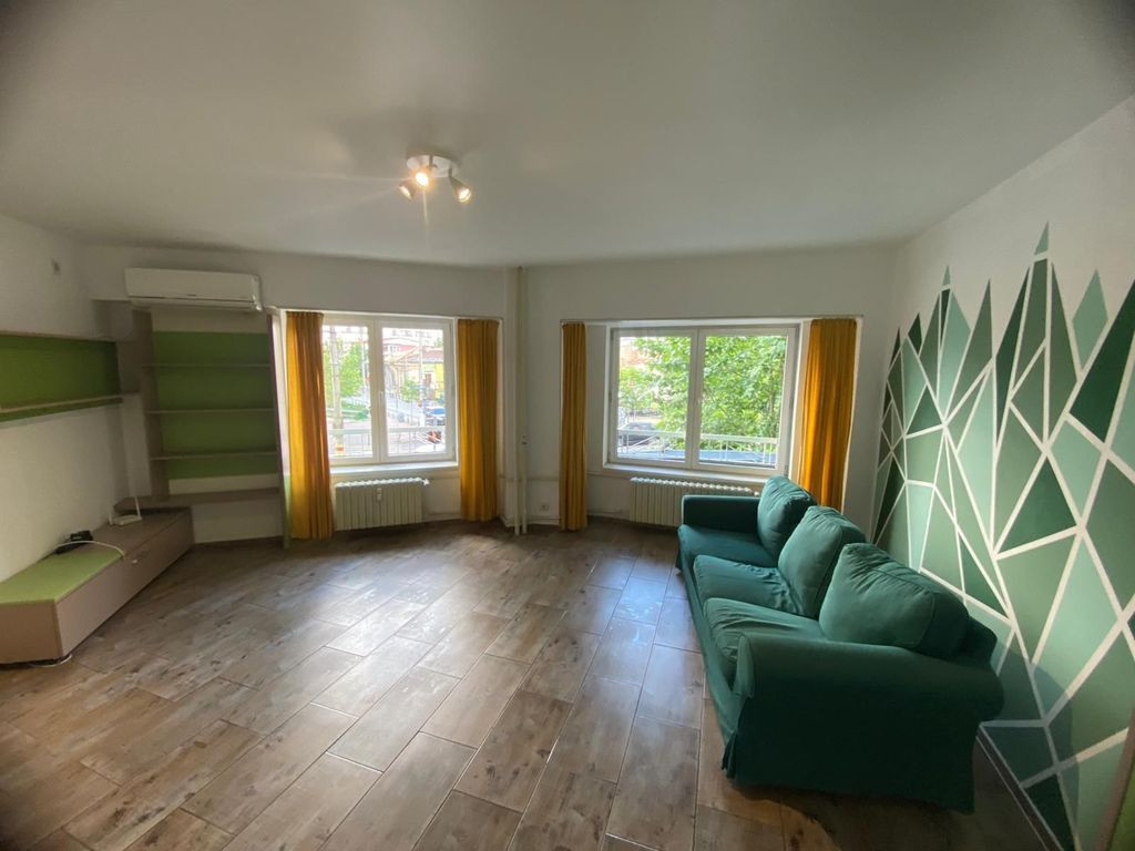 2 camere decomandat, instalații refăcute, 54 mp