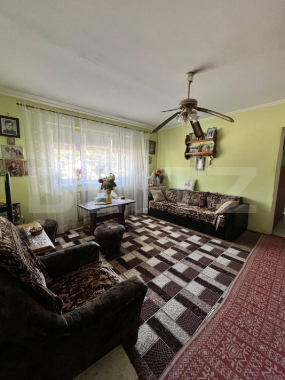 Apartament 3 camere, 64mp, zona Decebal