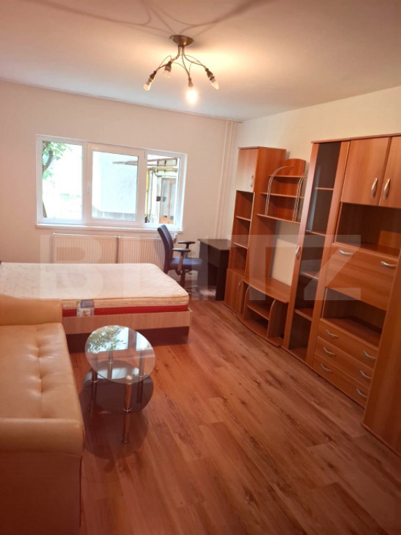 Apartament 3 camere, 65 mp, decomandat, pet friendly, zona P