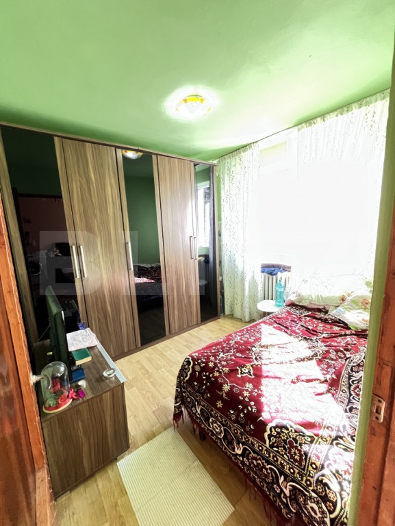 Apartament 2 camere et.1 de vânzare – Strada Decebal