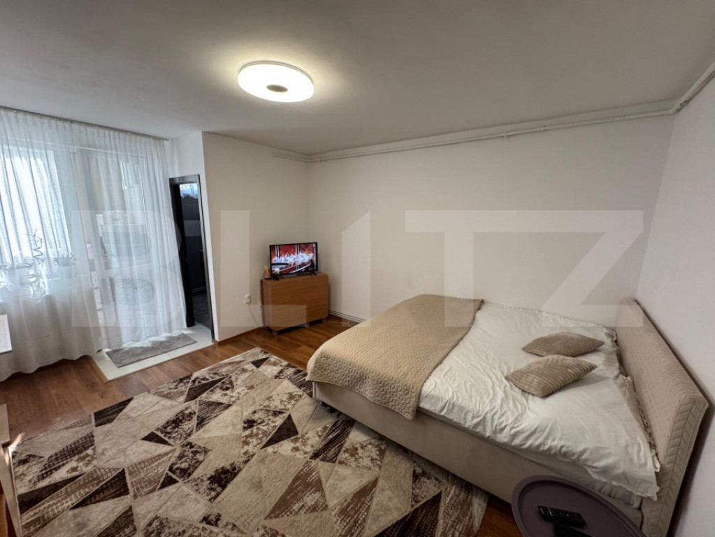 Garsoniera, 30 mp, C.T., moderna, zona: Parang
