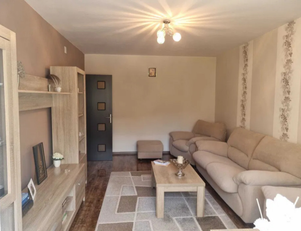 Apartament 3 camere | Decomandat | Zona Racadau