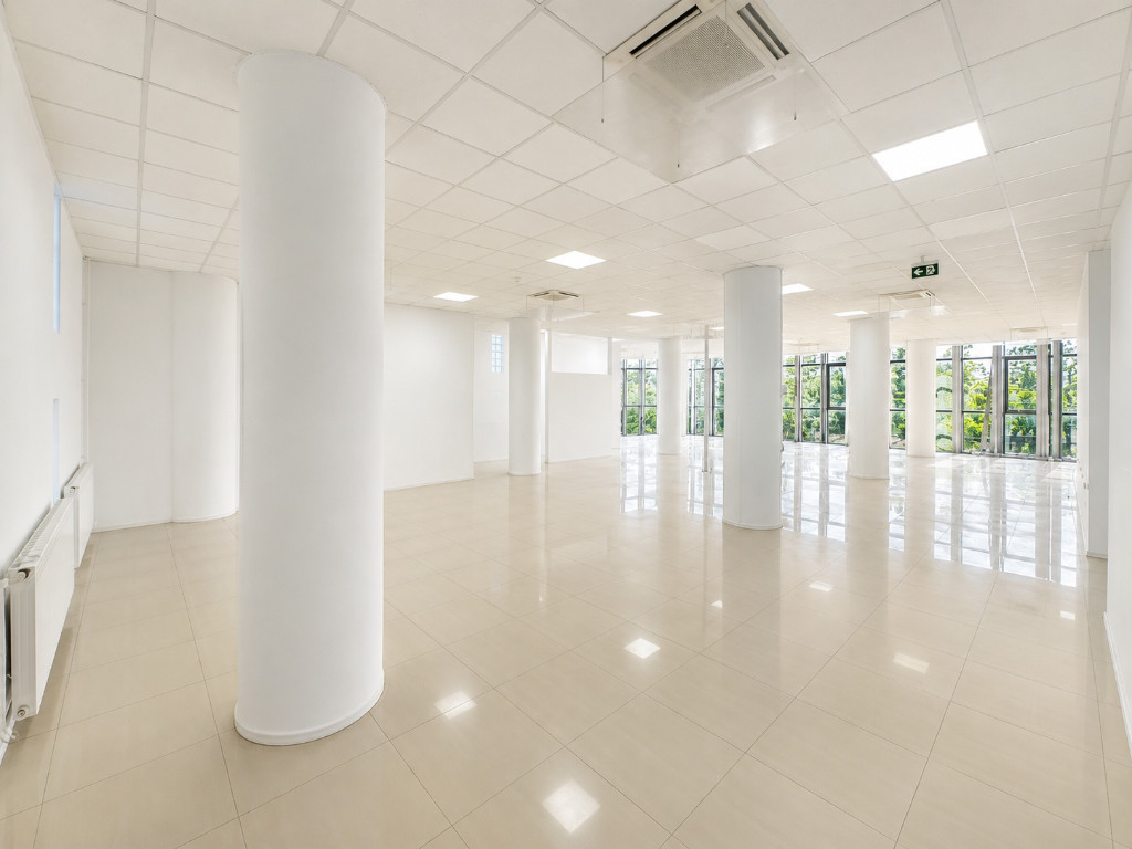 Spațiu Comercial Birouri 350 mp Etaj 1 Str. Coșbuc 116-118,Galati