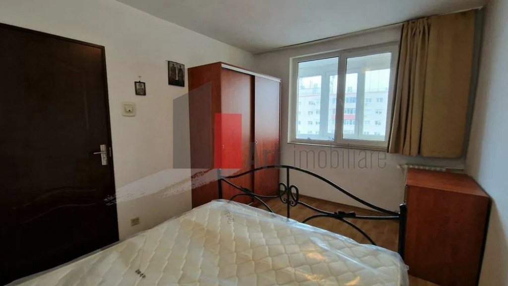 Vânzare apartament 2 camere Bd. Obregia - Fântâna Flor...