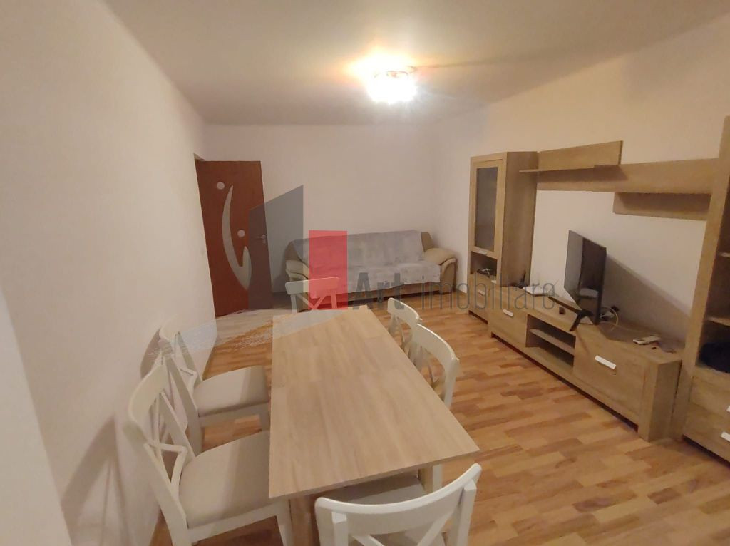 Prima închiriere apartament decomandat 3 camere - Bd. La...