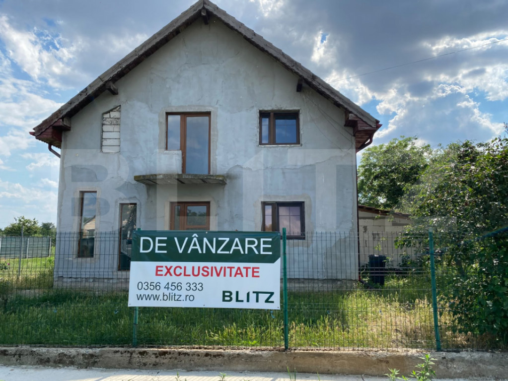 Casa individuala 4 camere 142mp 1275mp teren Seceani