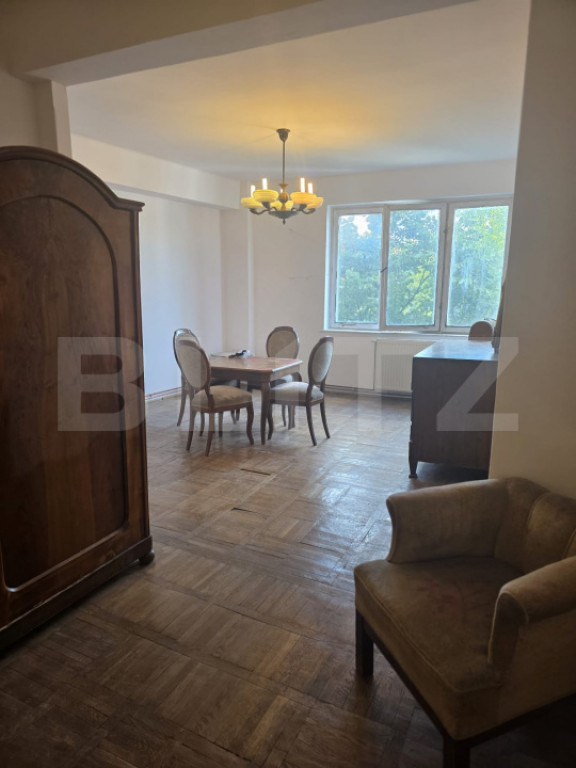 Apartament 1 cameră decomandat , Etaj intermediar, bloc cu