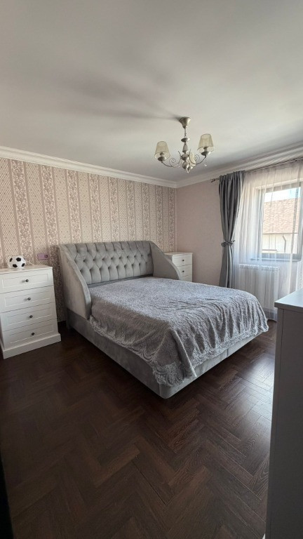 Casă premium de vânzare în Suceava | 260 mp | Teren 800 mp