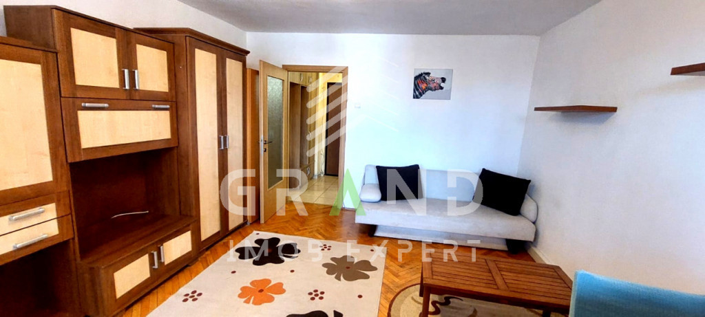 Garsonieră | Balcon închis | Etaj intermediar | Gheorgheni