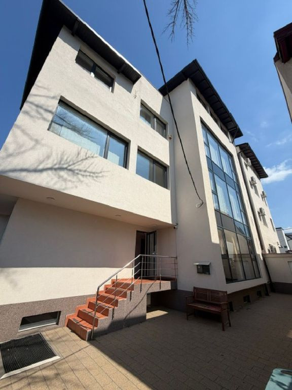 CASĂ BOUTIQUE CU GRĂDINĂ | ZONĂ CENTRALĂ | REZIDENȚ...