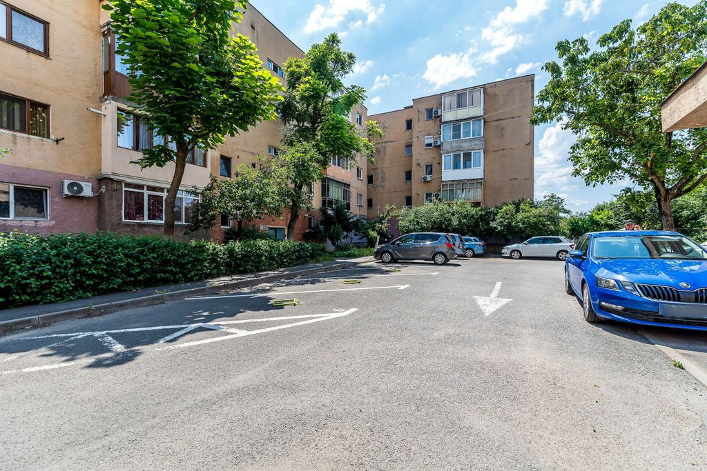 Apartament 3 camere în Vlaicu (zona Agora Mall) – etaj...
