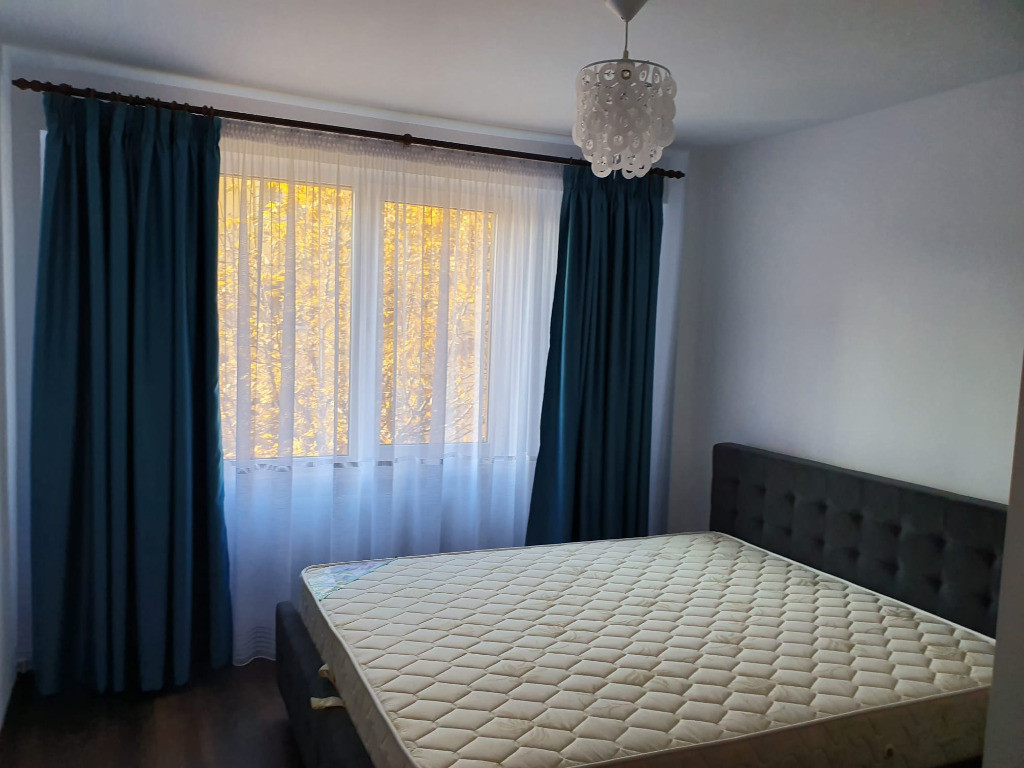 Apartament 2 camere zona VLAHUTA