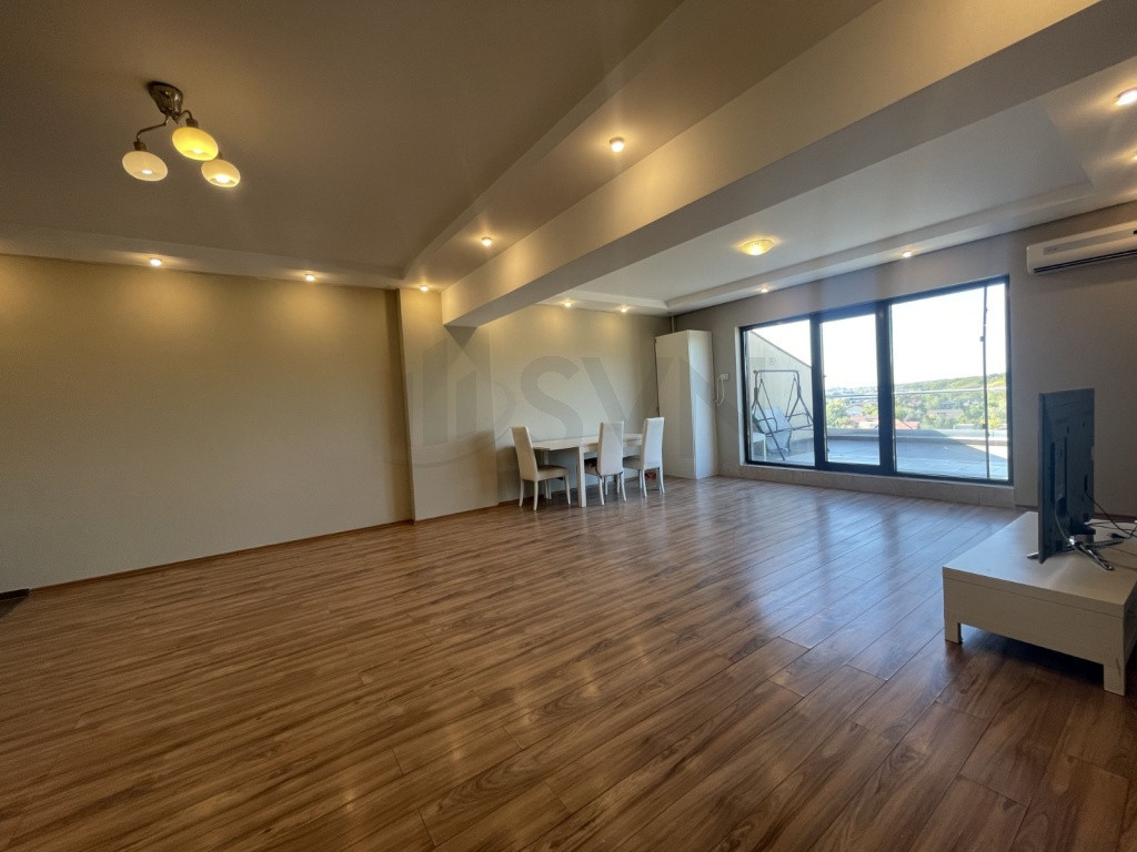 Penthouse l Apartament 4 camere l Terasa 73 mp