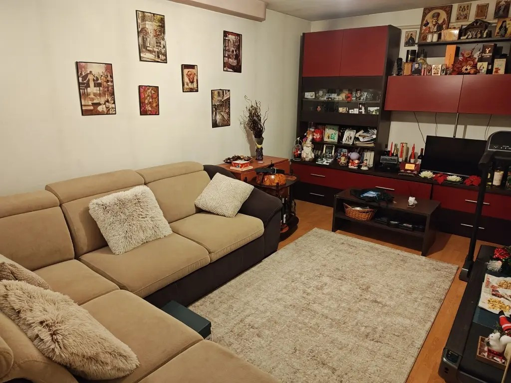 Casă 100mp + teren 500mp