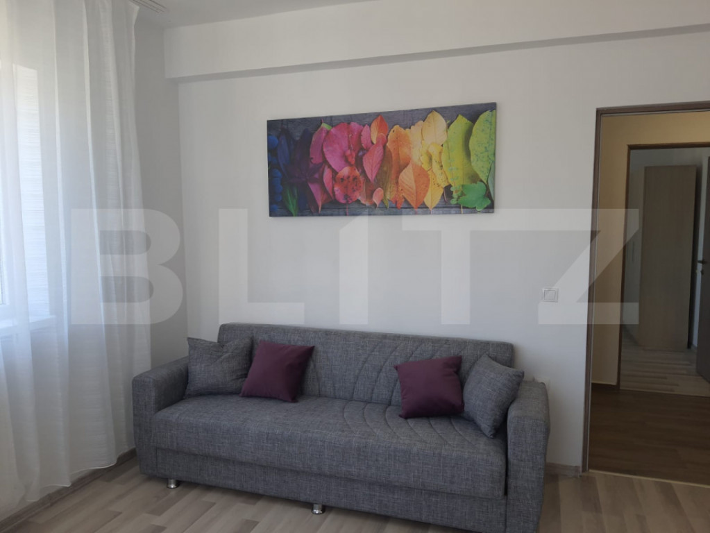 Apartament generos cu 2 camere , 60mp, decomandat, parcare,