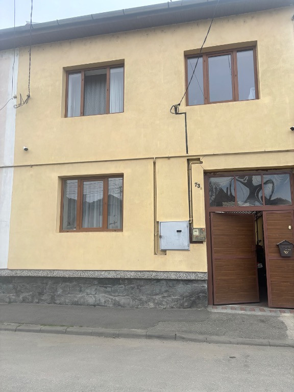 Casă de vânzare sau schimb